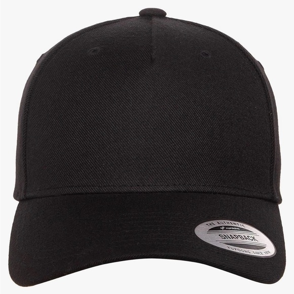 Black Snapbacks - Picture 3 of 4